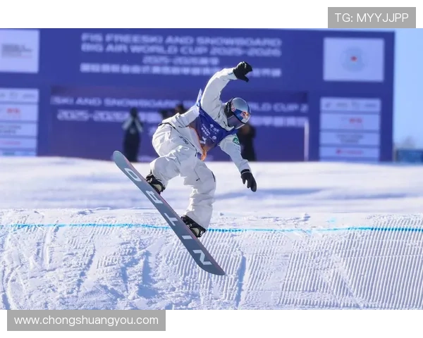 国际雪联跳台滑雪世界杯（滑雪大跳台世界杯视频）sports